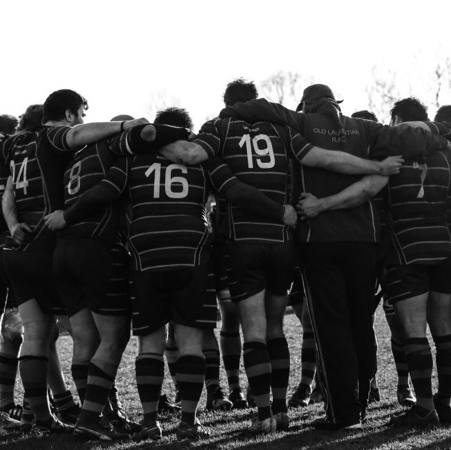 team-1928848_1920